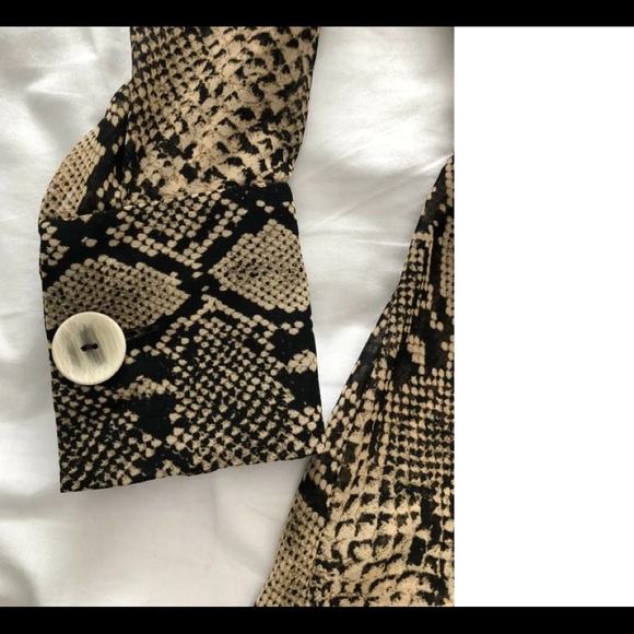 NWOT Zara Python Snake Drape Wrap Top Blouse - XS - Picture 3 of 3